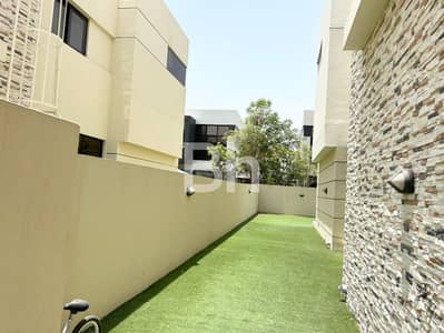 3 Bedroom Villa for Sale in DAMAC Hills, Dubai - THL | Popular Layout | Rented Till September
