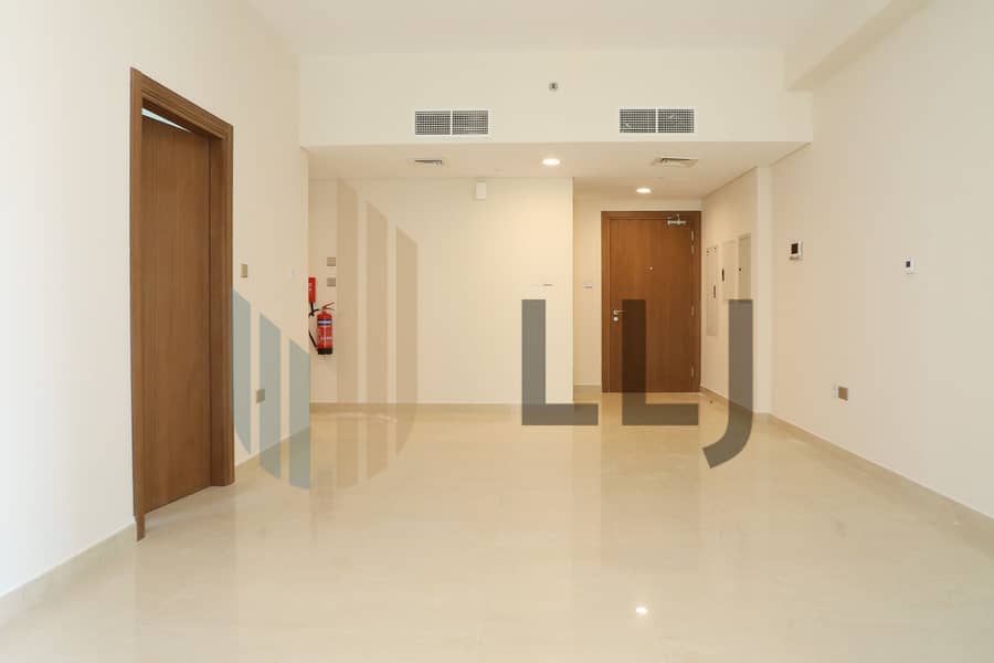 11 0V9A3171. jpg