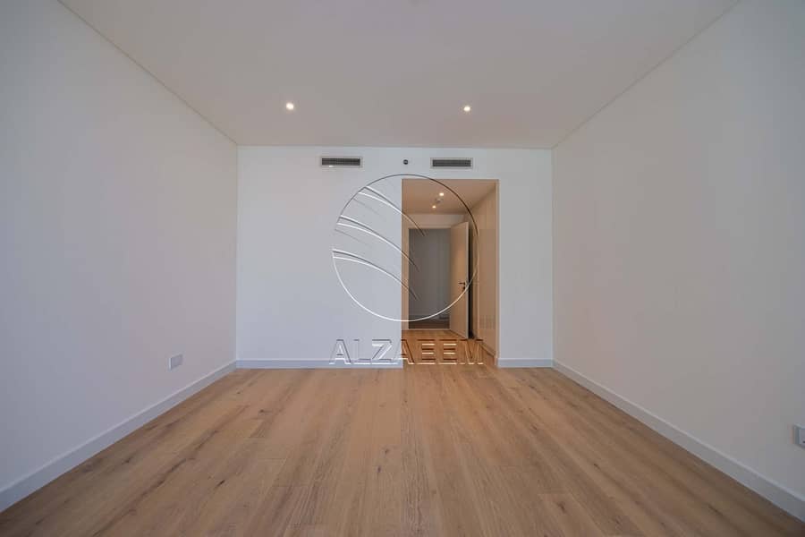 10 021A0284-HDR. jpg