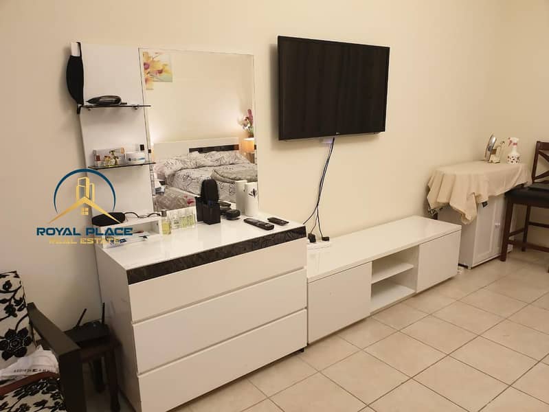 10 ceda276f-0a53-4155-9902-e6d2679499bd. jpg