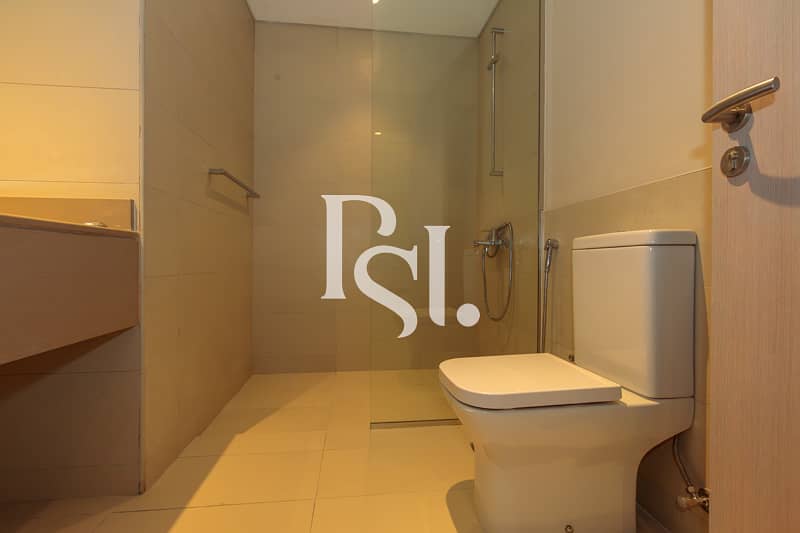 13 waters-edge-1-yas-island-abudhabi--12. jpg