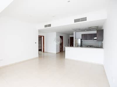 Worth to view this 2 bed with amazing golf views Worth to view this 2 bed with amazing golf views
