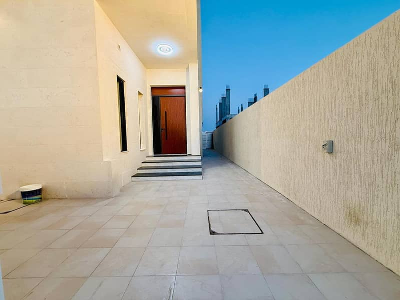 4 صورة واتساب بتاريخ 2025-06-23 في 09.30. 01_27b8c779. jpg