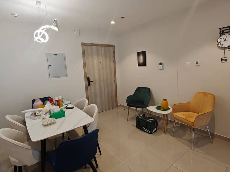2 Spacious_2_BR__Prime_Location___Smart_Buy-12. jpg