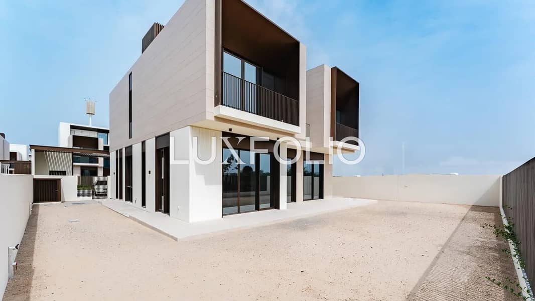 Flora | Close to Park | Payment Plan