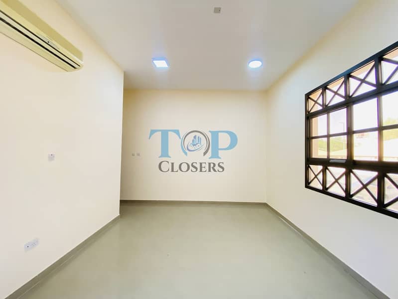 Квартира в Аль Джими,Сивик Сентер, 2 cпальни, 45000 AED - 12037829 Квартира в Аль Джими,Сивик Сентер, 2 cпальни, 45000 AED - 12037829