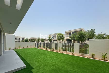 4 Bedroom Villa for Rent in Tilal Al Ghaf, Dubai - Landscaped | Upgraded Living Room | July