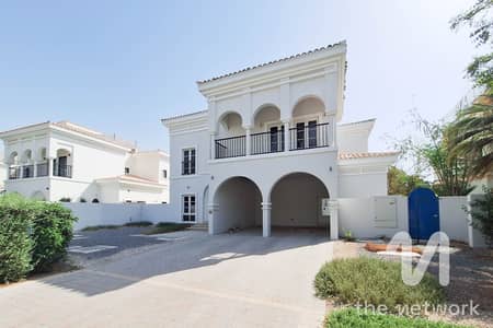 4 Bedroom Villa for Rent in The Villa, Dubai - Single Row l Study Room l Kitchen Appliances