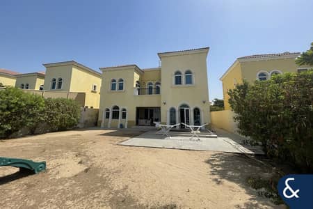 3 Bedroom Villa for Sale in Jumeirah Park, Dubai - Big 7.3k Plot | 3 Bed | Vastu | Single Row