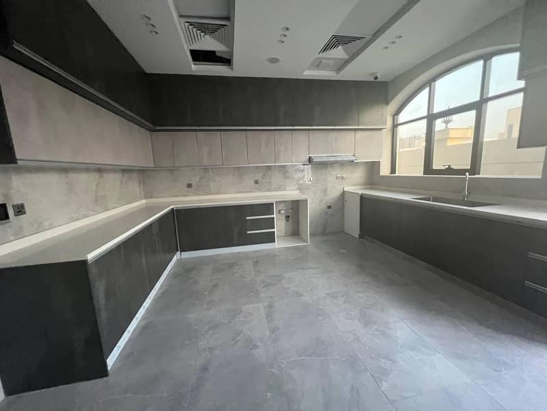 5 صورة واتساب بتاريخ 2025-06-26 في 09.30. 44_ba9aeaea. jpg