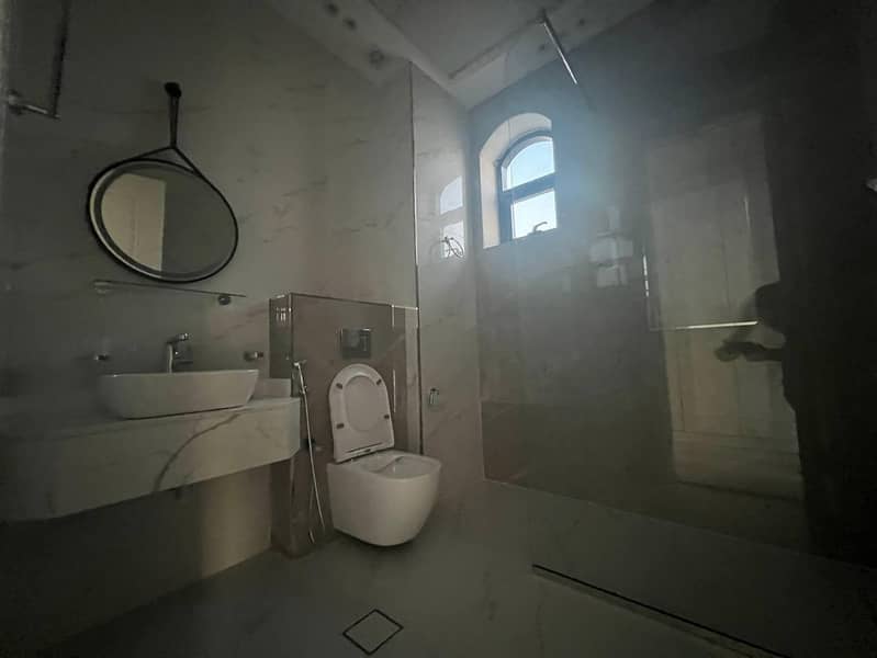 7 صورة واتساب بتاريخ 2025-06-26 في 09.30. 40_8ee1088a. jpg