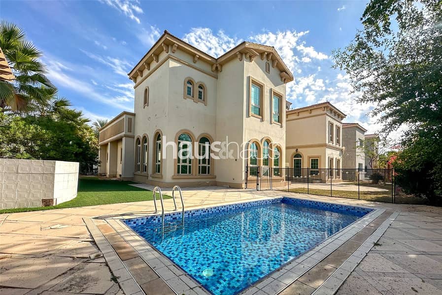 فیلا في طراز معاصر،جزر جميرا 5 غرف 690000 درهم - 12039528