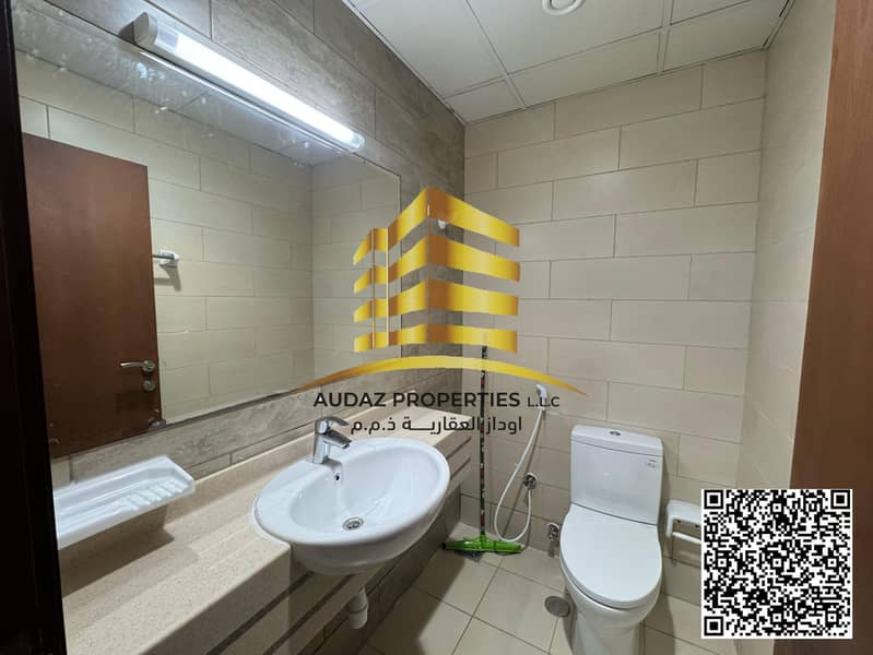 4 5b1a60df-5bed-43fb-8ba7-b97a1b07c49f. jpeg