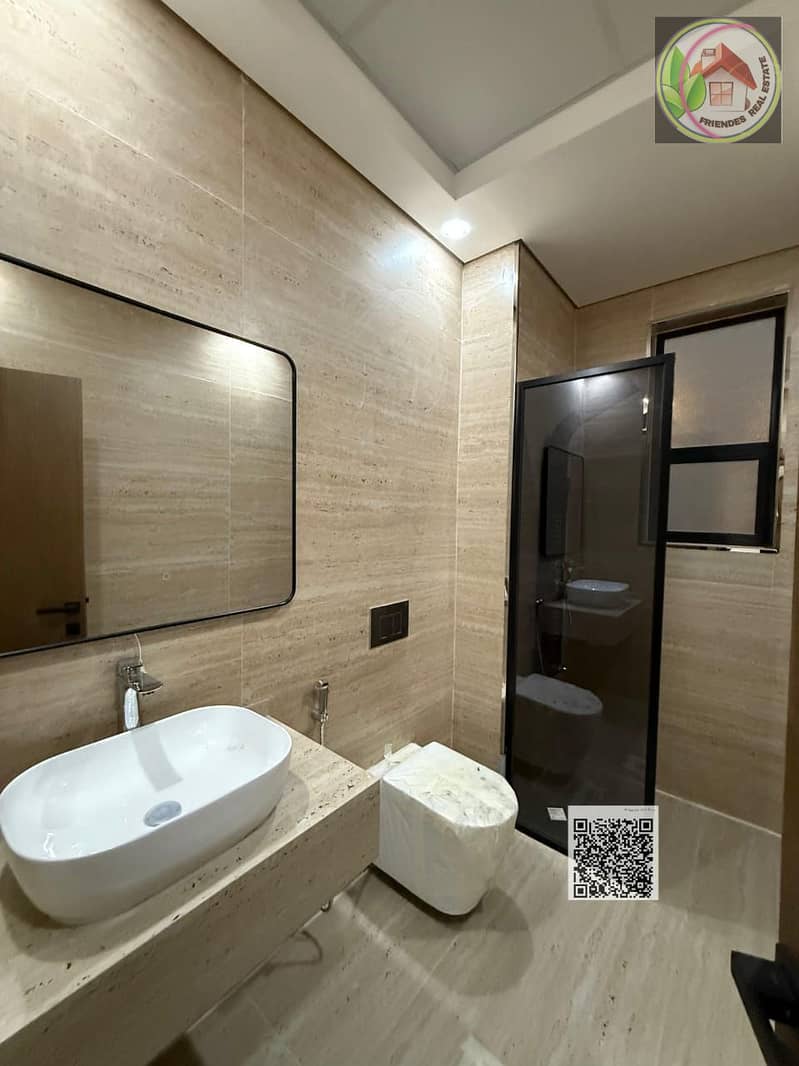 9 16df816e-c2bf-4b8a-811b-a362eace5886. jpg