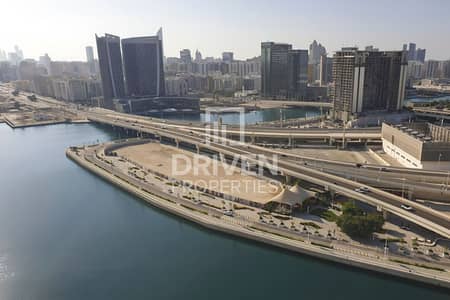 2 Bedroom Apartment for Sale in Al Reem Island, Abu Dhabi - Spacious with Maid Room | High Floor | Canal View