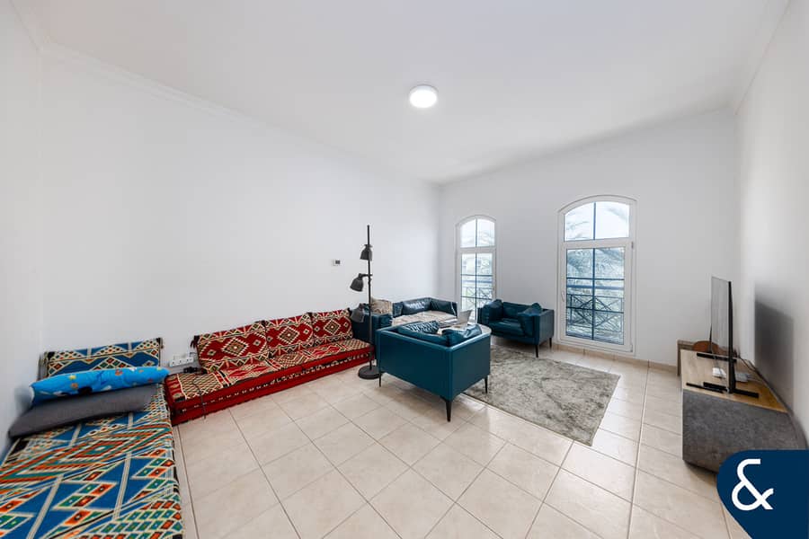 Pool and Garden View | Close to Metro