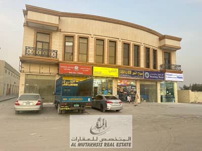 محل تجاري  للايجار في صناعية الصجعة، الشارقة - photo_5974231313701520883_y. jpg