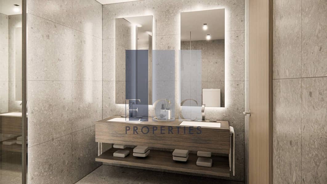13 washroom. jpg