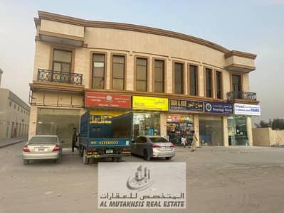 محل تجاري  للايجار في صناعية الصجعة، الشارقة - photo_5974231313701520882_y. jpg