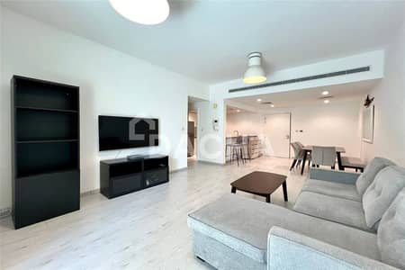 1 Bedroom Flat for Rent in The Greens, Dubai - Unfurnished | Spacious | Pool View | Vacant