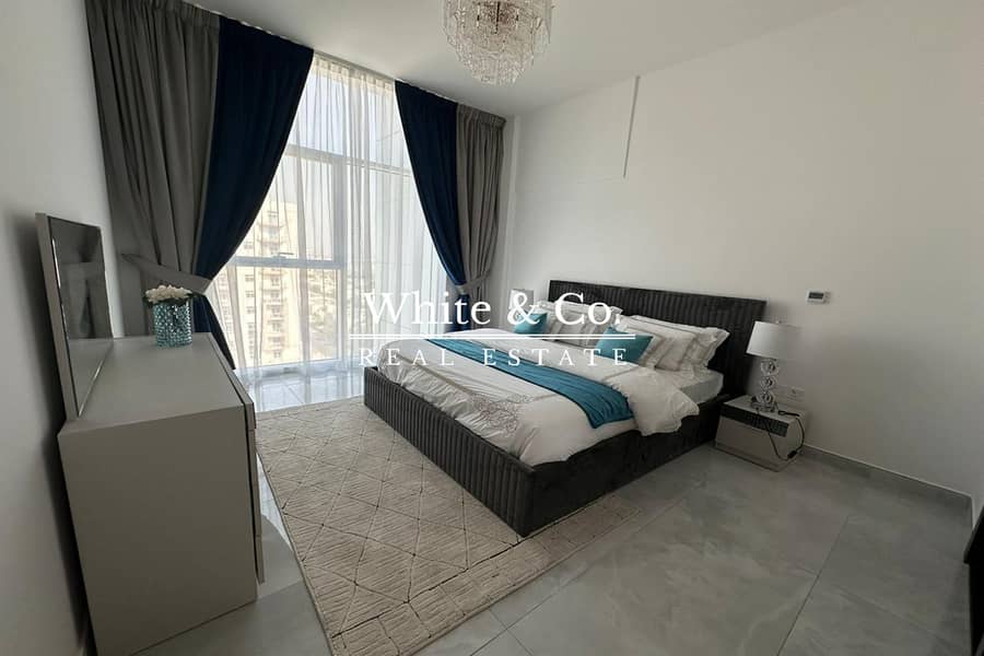 Furnished | Close to Metro | Pool View
