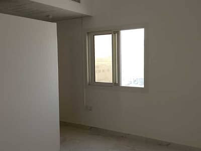 Studio for Rent in Al Jurf, Ajman - Spacious Studio for Annual Rent – First Tenant – Prime Location in Al Jurf 3, Ajman