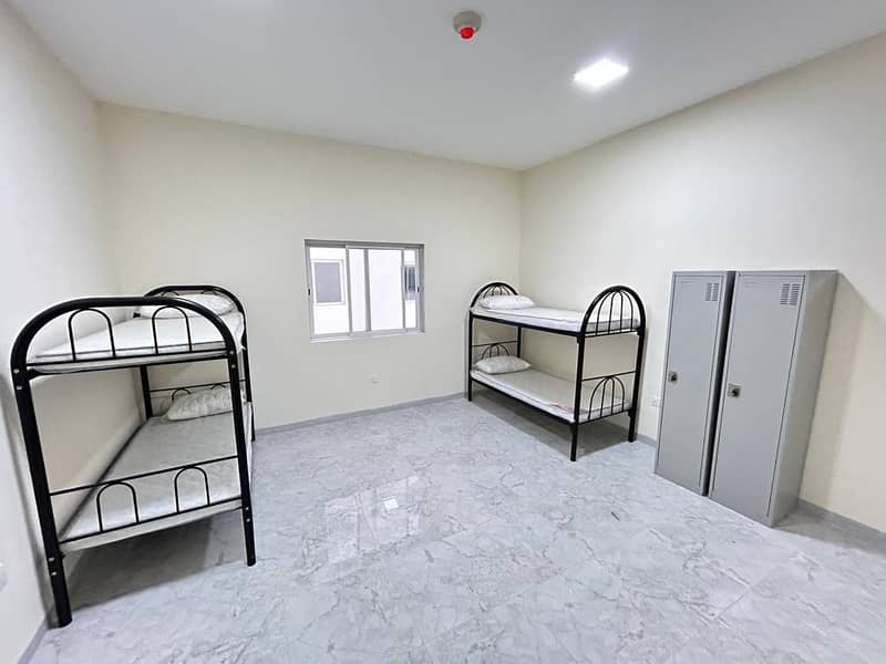 2 Labour-Camp. jpg