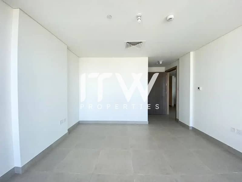 7 772938325-1066x800-Photoroom. png