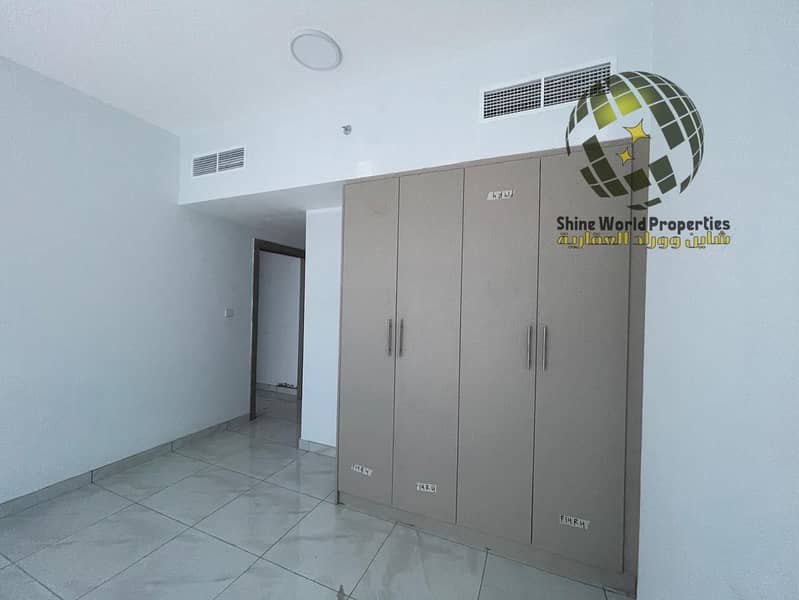 12 3b626fa7-cffe-42a0-8ab6-2db0a94119d2. jpg