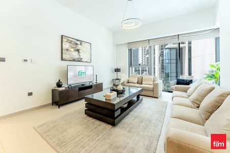 1 Bedroom Flat for Rent in Downtown Dubai, Dubai - Modern 1 Bedroom | Furnished | Walk to Dubai Mall