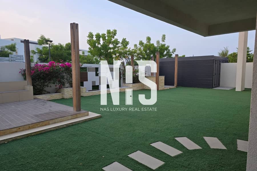 amazing corner villa | ready to move | upgrade garden