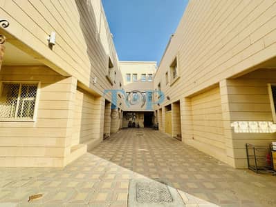 فیلا 4 غرف نوم للايجار في سنترال ديستركت، العین - فیلا في النیادت،سنترال ديستركت 4 غرف 60000 درهم - 12045438