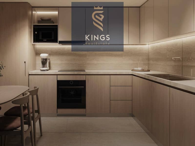 8 Kitchen. jpg