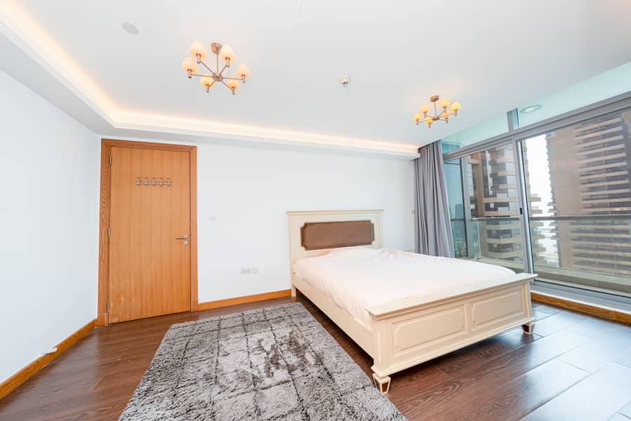 10 Remodeled___Vacant__Sea_and_palm_view-20. jpg