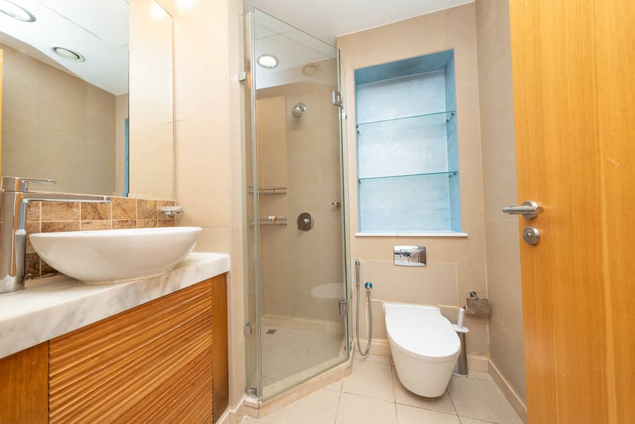 17 Remodeled___Vacant__Sea_and_palm_view-12. jpg