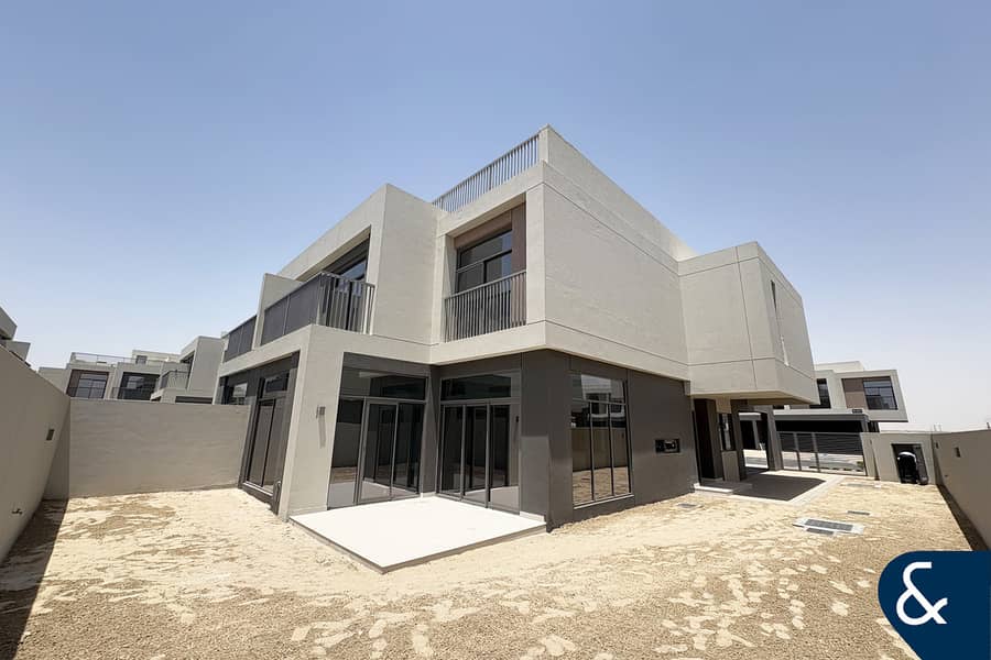 Roof Terrace | Genuine Semi | Premium Villa Roof Terrace | Genuine Semi | Premium Villa