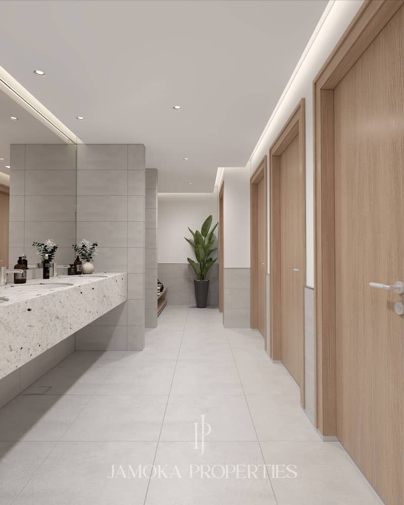 6 CHANGEROOM- (1). jpg