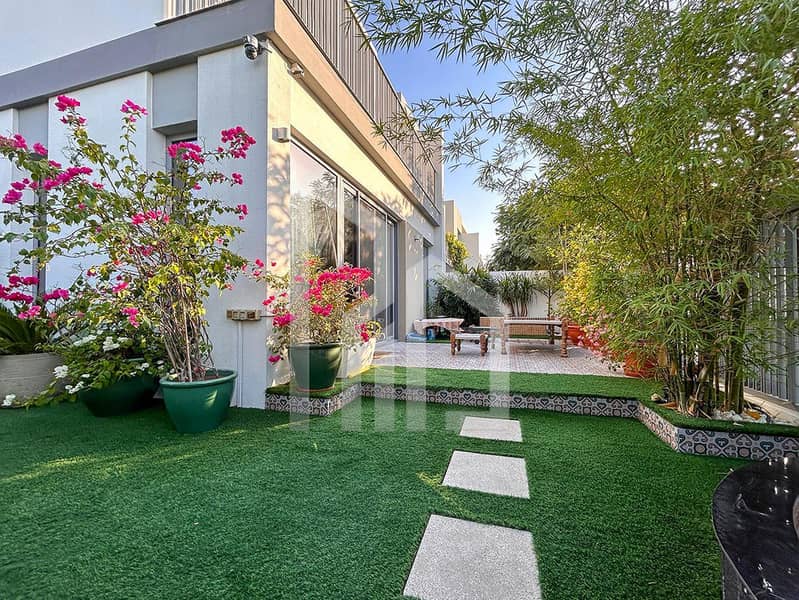 位于蒂拉尔阿尔加夫综合社区，伊兰住宅区 4 卧室的别墅 260000 AED - 12047027