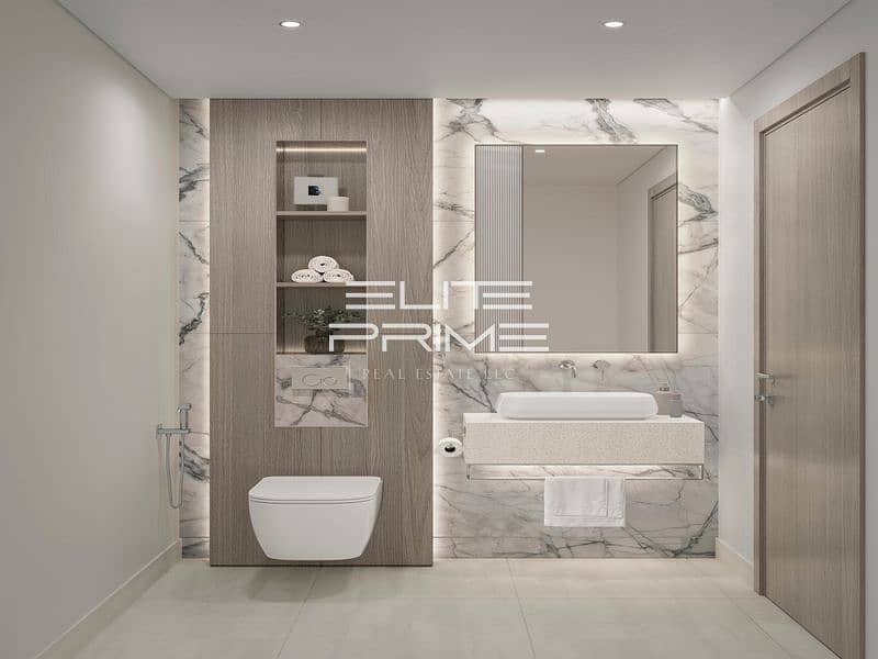 18 Cala del Mar - powder room. jpg
