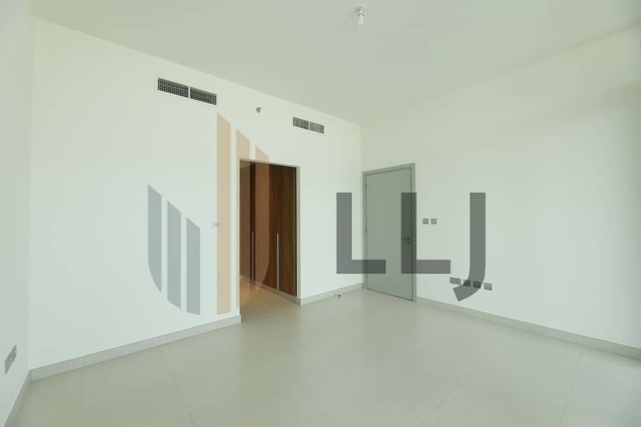 12 0V9A1365. JPG
