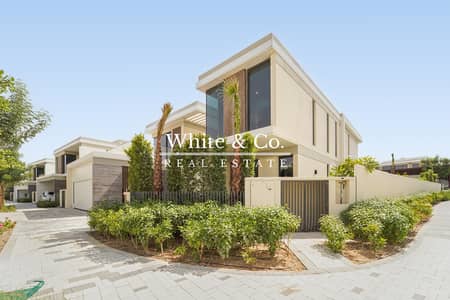 6 Bedroom Villa for Sale in Tilal Al Ghaf, Dubai - Private Pool| One of a Kind |Park Backing