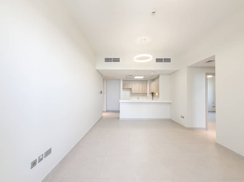 BRIGHT 2 BR |  WELL MAINTAINED | READY TO MOVE IN