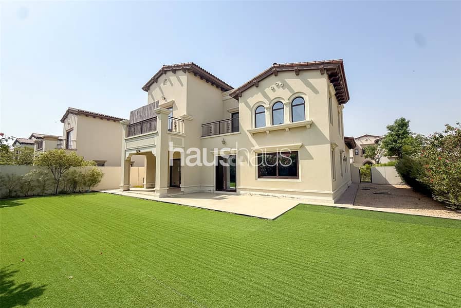 Type 2 | Upgraded Kitchen | Vacant | Rare Type 2 | Upgraded Kitchen | Vacant | Rare