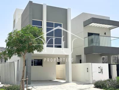 3 Bedroom Villa for Sale in DAMAC Hills 2 (Akoya by DAMAC), Dubai - cbe25d76-b1f1-4547-9aa8-1370337917b0. jpg