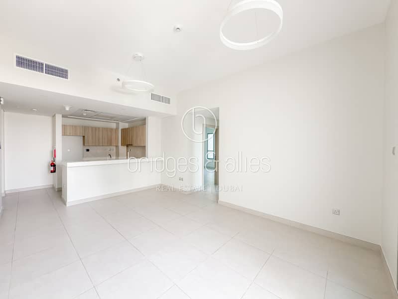 IN GOOD CONDITION | BRIGHT OPEN VIEW | AVAILABLE