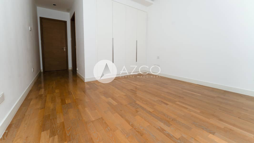 18 AZC05120. jpg