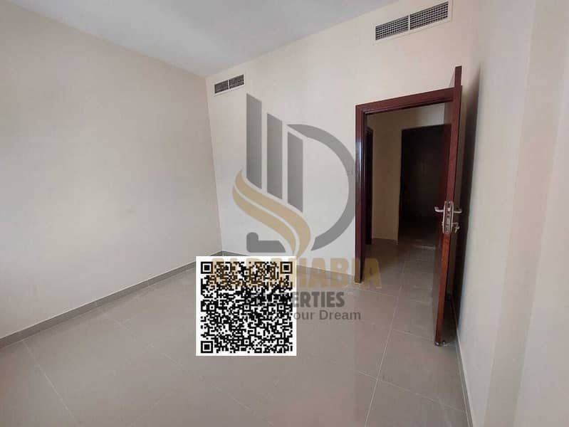13 ff70583f-69a1-41cb-8d7a-e3ef40e9ac8a. jpg