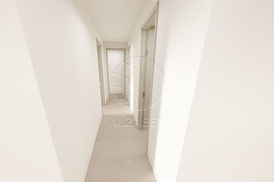 9 HALLWAY. jpg