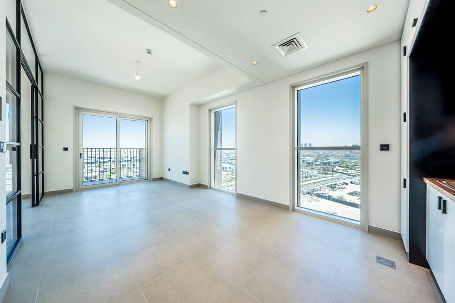 Ready To Move In | Modern | Chiller Free
