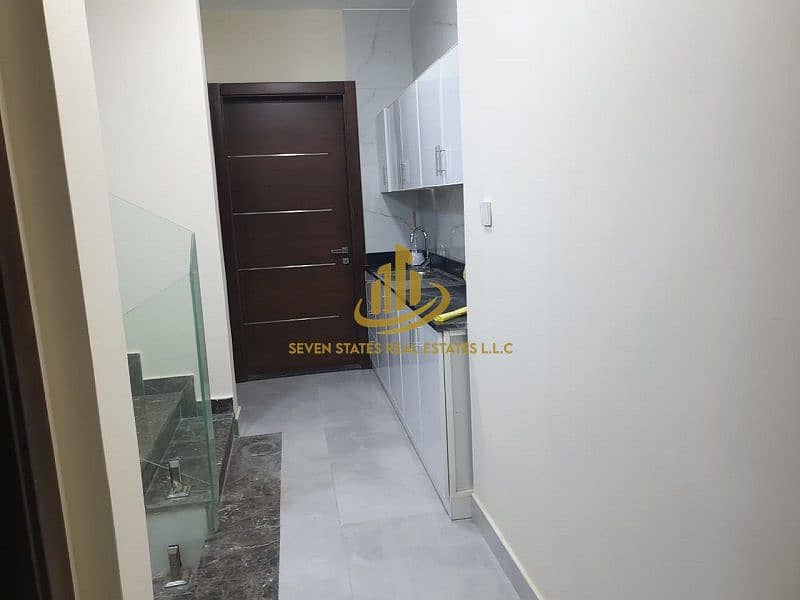 8 67beed31-5a5f-448e-8bd4-944a5633a2fb. jpg